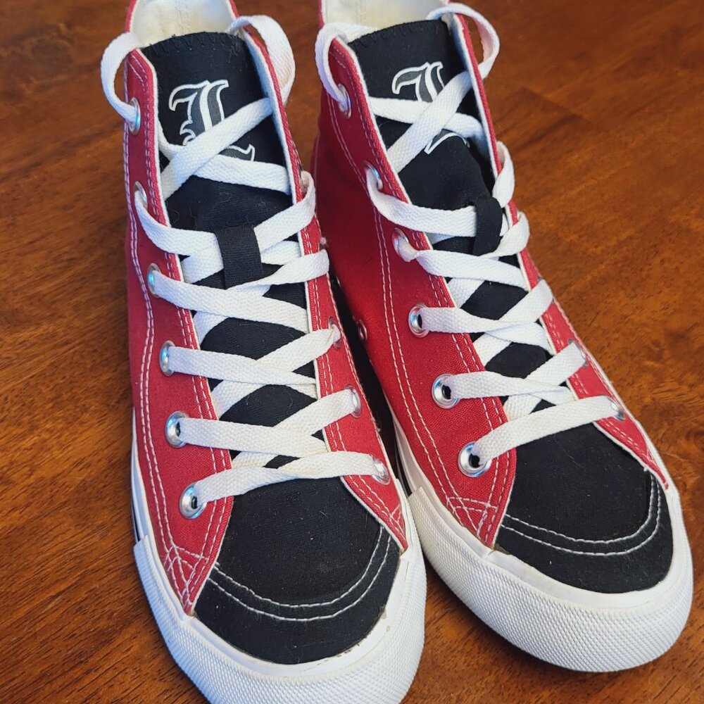 Skicks ~ Sz Women's 6M~ U of L Cardinal ~ High Top Sneakers ~Excellent Condition